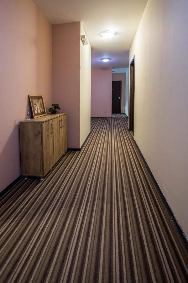 Hanovete Hotel Pliska Exteriér fotografie